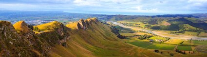  Vue panoramique sur la région viticole de Hawkes Bay, depuis le sommet de Te Mata ©DR